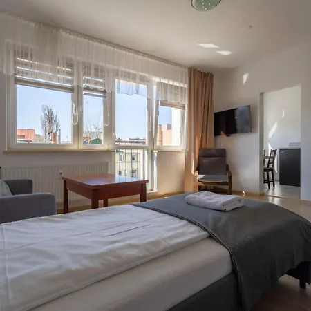 A Comfortable 600 M From The Practical Interiors For 3 People By Renters 公寓 索波特