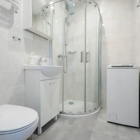 A Comfortable 600 M From The Practical Interiors For 3 People By Renters 公寓 索波特